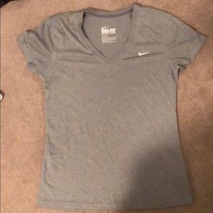 Dri fit NIKE workout tee M